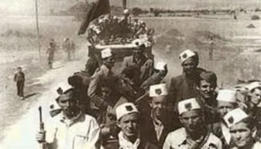 Priština otvoreno slavi naciste: Džafer Deva osnovao SS diviziju, ubijao Srbe i sprovodio Holokaust, a Kurti ga predstavlja kao heroja