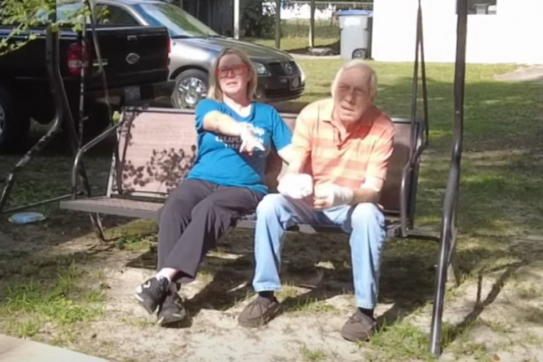 Pitbul napao stariji bračni par, žena ostala bez stopala! (VIDEO)