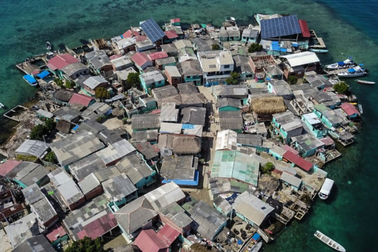 Kako izgleda život na najnaseljenijem ostrvu na svetu?