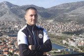 Ko je pretučeni navijač Partizan? Odrastao u domu, pa postao humanitarac, i dan-danas pomaže deci!