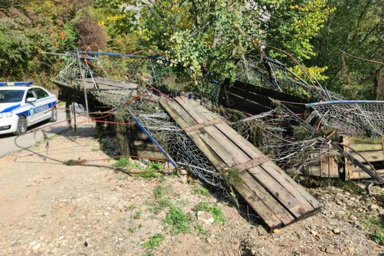 Čačak zabranio upotrebu visećih mostova: Nema više prelaska Zapadne Morave na ovaj način