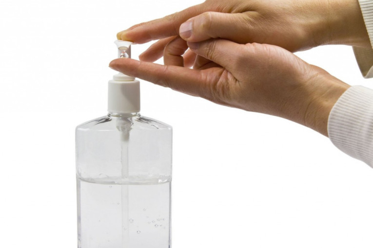 Tečni ili čvrsti sapun? Saznajte koji manje isušuje kožu i čini ruke mekšim