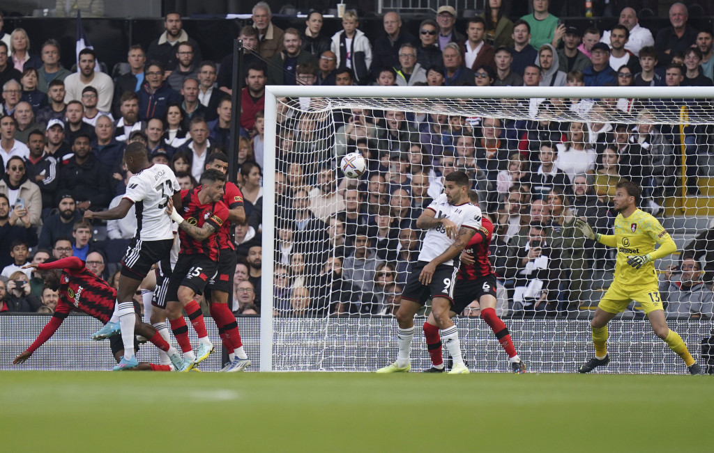 Ne zovu ga džabe Mitrogol: Srbin se vratio golom na teren i spasava Fulam (VIDEO)