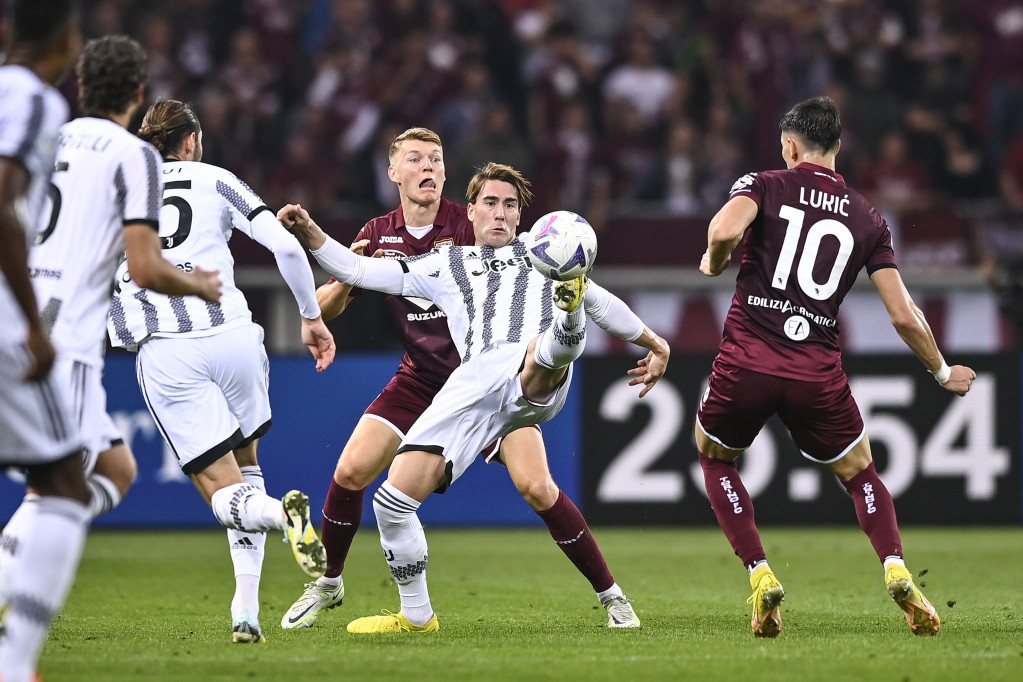 Saznanje nemačkog Skaj sporta koje će zasmejati Vlahovića i Juventus