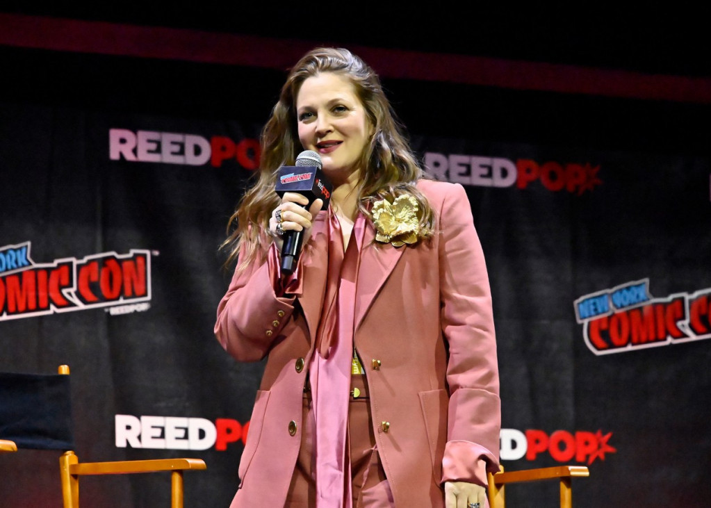 Razlog zašto Dru Barimor nikako ne želi „pod nož": Nadam se da se neću predomisliti, makar se i sva zborala!