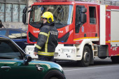 Požar u Banjaluci: Jedna žena je spasena, a jedan vatrogasac povređen