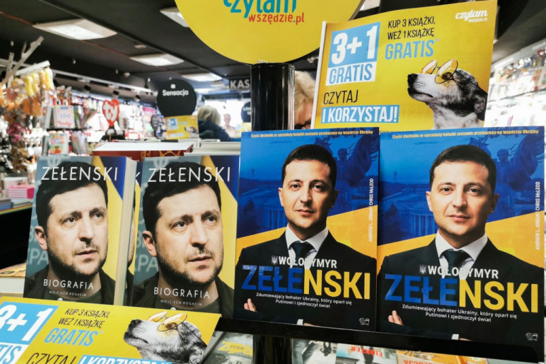 Ukrajinska propaganda uskoro i u knjižarama: Zelenski objavljuje knjigu „najmoćnijih ratnih govora” (FOTO)