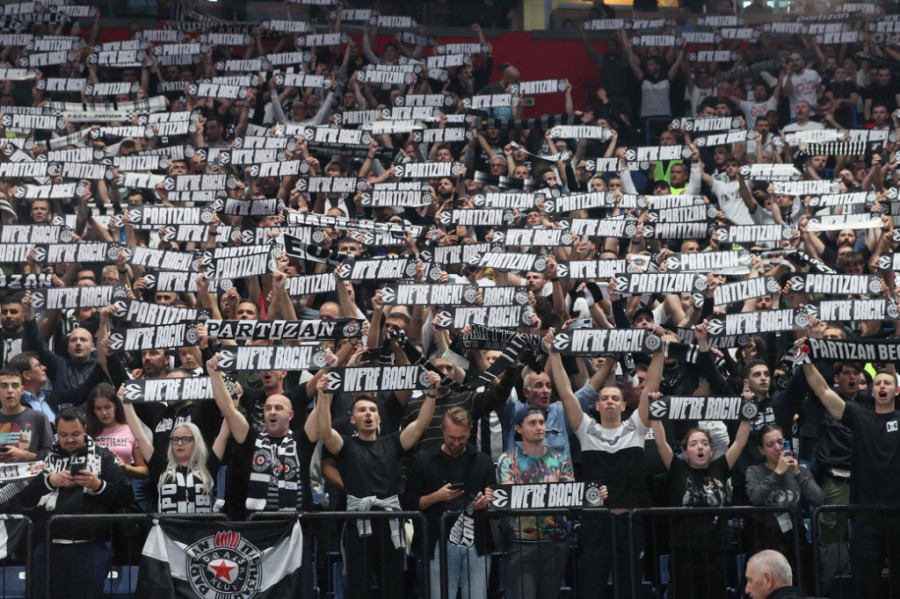 Partizan ostao bez pobede u Areni! Loš kraj meča za novi bolan poraz crno-belih u Evroligi!(FOTO)