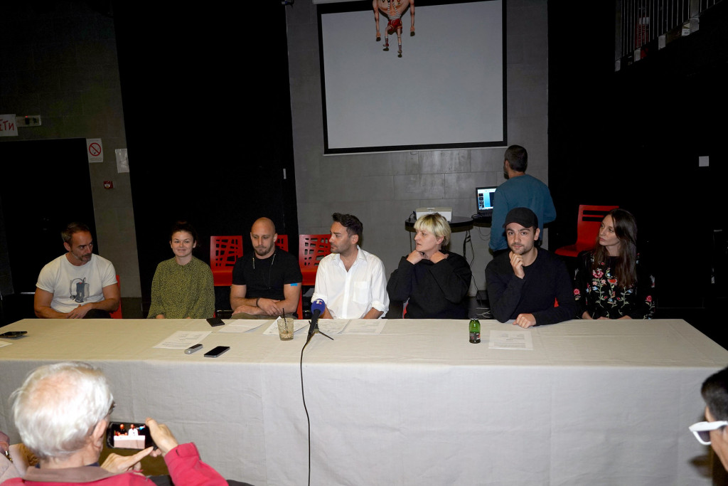 Sa suzama u očima najavljena premijera "Bambija" u "Dušku Radoviću": Kako detetu objasniti smrt majke? (FOTO)