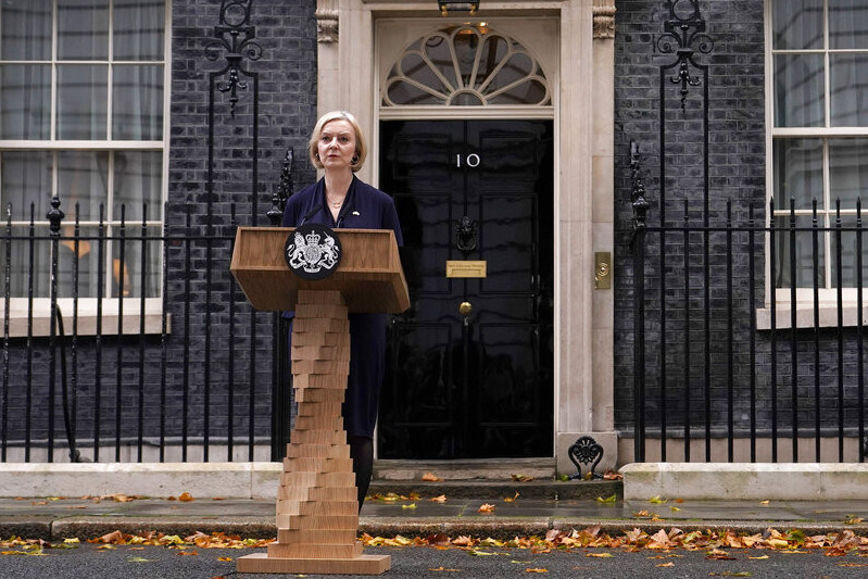 Tras će i dalje plaćati Britanci: Iako je bila premijerka samo 45 dana, do kraja života će primati ozbiljnu cifru
