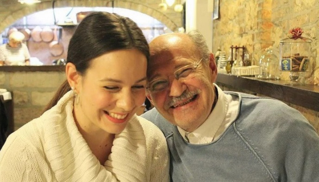 Ćerka Mustafe Nadarevića čeka drugo dete sa milionerom: Turneja kreće 2025. godine!