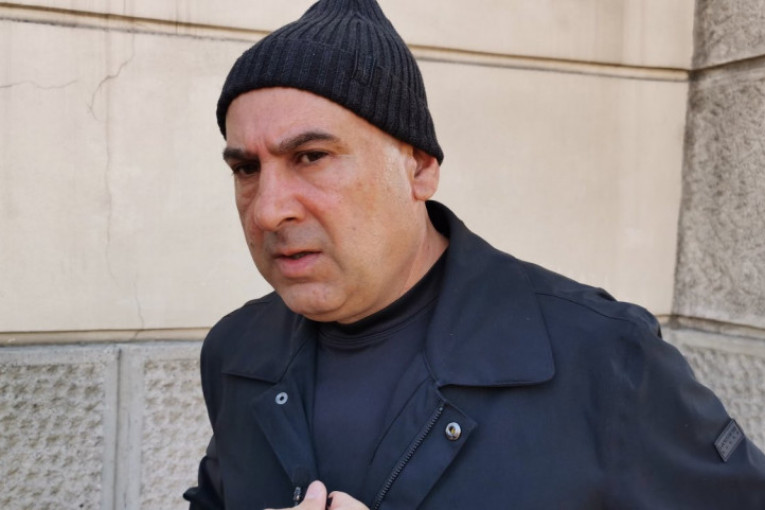 Počelo suđenje za ubistvo harmonikaša u Nišu: Optuženi za smrt Ferata Asanovića  krivio osoblje kafane (FOTO)