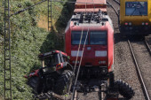 Stravična nesreća u Pančevu: Voz udario u traktor, vozač ostao na mestu mrtav