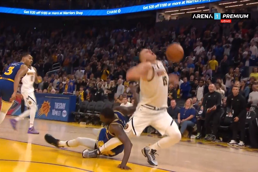 Užas: zamalo da Jokiću slomi nogu! Nikolina sezona mogla odmah da se završi, imao je mnogo sreće (VIDEO)