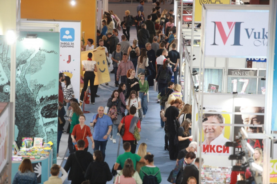 24sedam na otvaranju Sajma knjiga: Lek za svaku boljku koja muči dušu i srce (FOTO/VIDEO)
