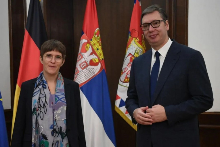 Otvoren i konstruktivan razgovor: Vučić sa nemačkom ministarkom Lirman