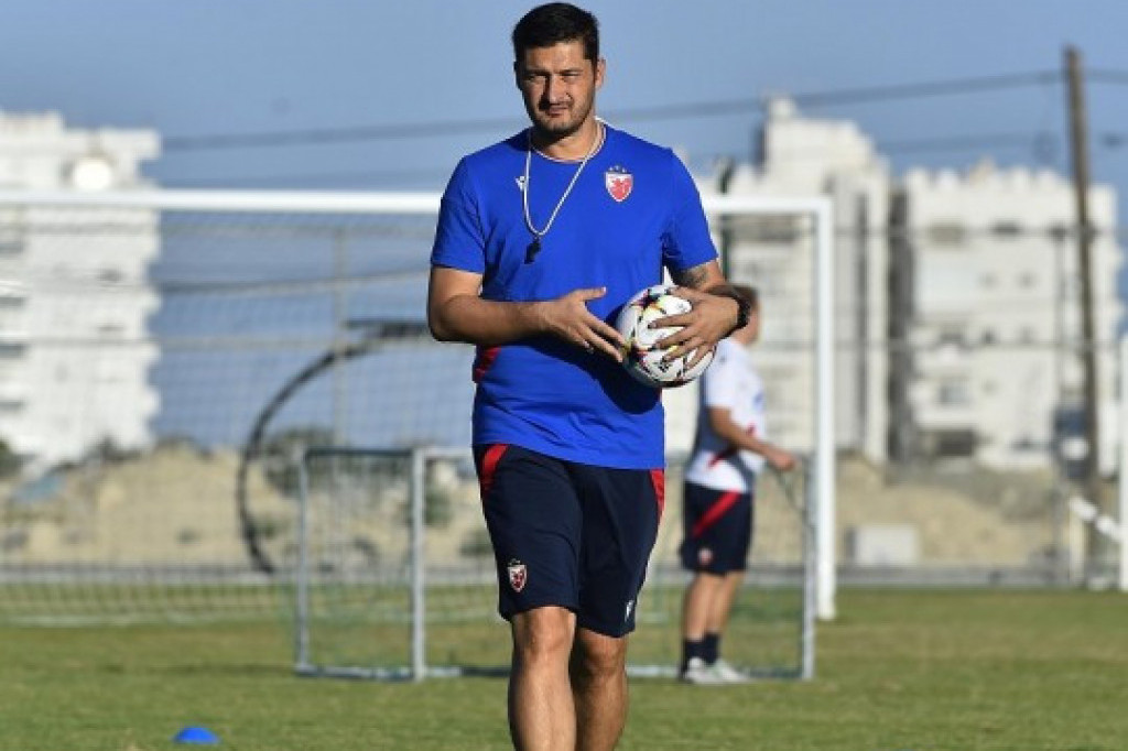 Zvezda na testu u Holandiji: Rendulić može da računa na pomoć iz prvog tima!