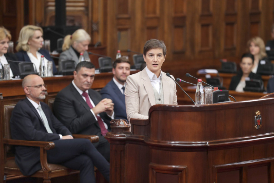 Nedelja usred srede: Premijerka izložila ekspoze, ističe rok za zamenu tablica na KiM, Vučić zakazao sednicu Saveta za nacionalnu bezbednost