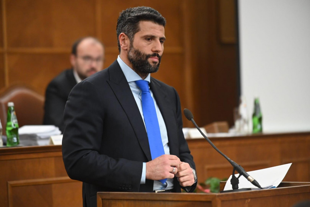 Odbornici na sednici Skupštine grada Beograda doneli odluku: Aleksandar Šapić ostaje gradonačelnik