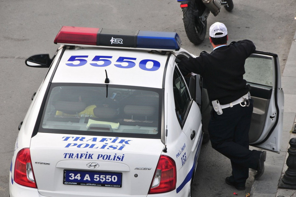 Pucali na poznatog biznismena: Napadači ga presreli na auto-putu u Istanbulu, pa pobegli na motoru!