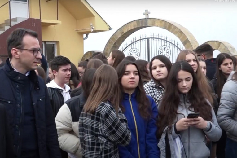 Petković na Kosovu i Metohiji, Srbi poručuju: To nam znači da nismo zaboravljeni, ovde smo vekovima i opstaćemo