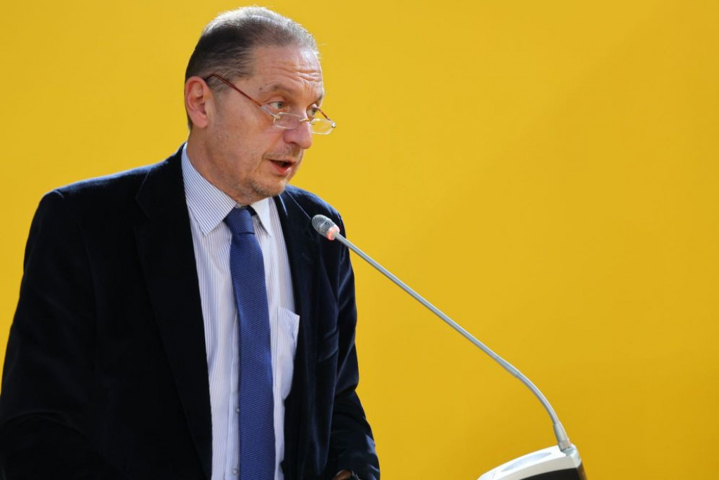 Spomenik jednom nesvakidašnjem i posebnom čoveku: Predstavljena knjiga “100 godina Duška Radovića” (FOTO)