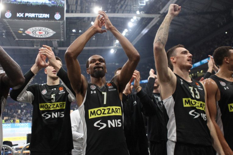 Partizanov heroj zgromio Žalgiris, pa oduševio sve: Moramo uvek da slavimo sa navijačima!