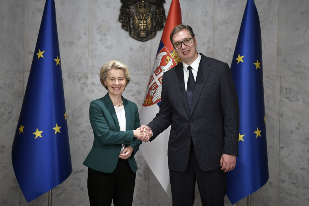 Srbija odlučno nastavlja sa reformskim procesima: Telefonski razgovor predsednika Vučića sa Ursulom fon der Lajen