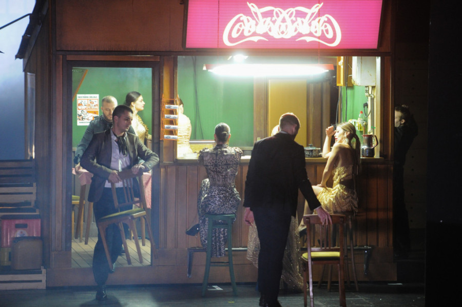 Četiri sata spektakla kakav nije viđen na beogradskim scenama: “Božanstvena komedija” premijerno izvedena u BDP (FOTO)