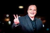 Tarantinov urnebesan ples iza kamere na snimanju „Petparačkih priča“: Obožavaoci šokirani (VIDEO)