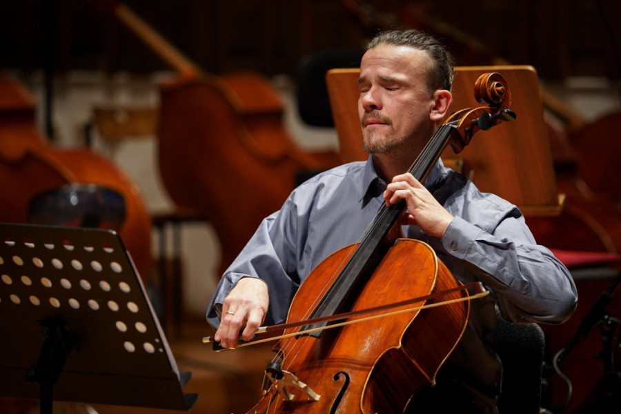 Emotivno veče ispunjeno muzikom i sećanjima: Održan koncert posvećen Isidori Žebeljan (FOTO)