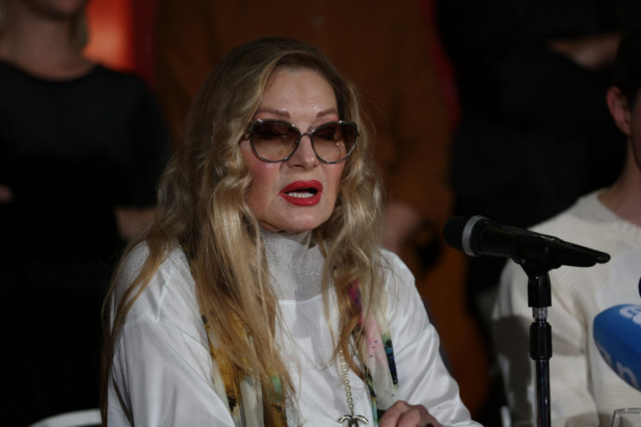 "Kad popije, to je bilo bežanje iz kuće!" Danica Maksimović prvog dečka ostavila zbog šamara