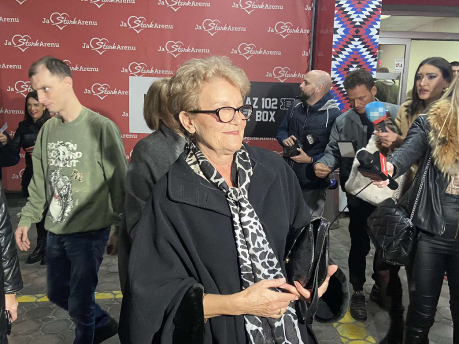 Lukasova majka je htela da se razvede zbog ovog pevača: Malo ko je znao!