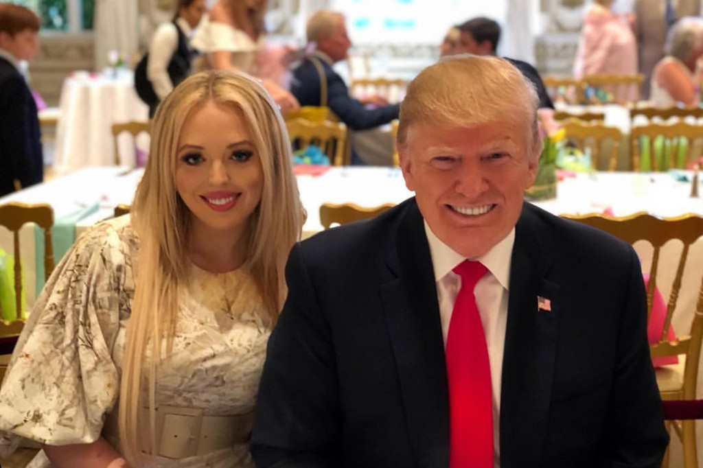 Udaje se ćerka Donalda Trampa! Zavirite na glamurozno devojačko veče na imanju njenog oca! (FOTO)