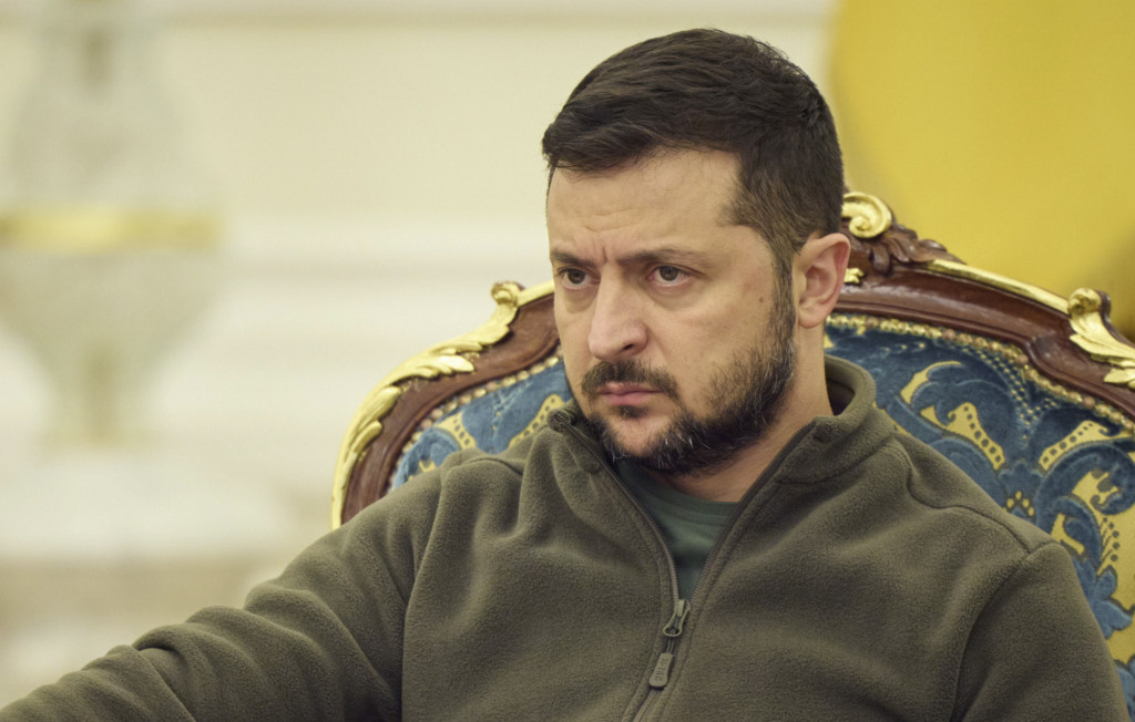 Zelenski pozvao Maska da poseti Kijev, Velika Britanija proširila sankcije Rusiji