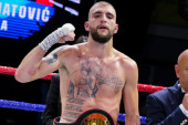 Veljko Ražnatović postao prvak Srbije u boksu, a sinovljeva podrška mu najviše znači: Neću da gleda kako mu tatu neko tuče!
