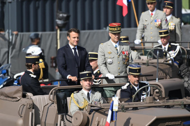 Mediji: Francuska namerava da pozove Rusiju na ceremoniju obeležavanja iskrcavanja u Normandiju!