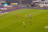 Zbog ovoga je Humska za trenutak zanemela! Pogledajte kako je Popović uz pomoć prečke sačuvao Partizan! (VIDEO)