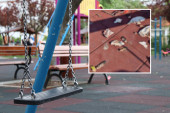 Stravičan prizor u dečijem parku u Ovči: Krvave maramice, igle i odsečene životinjske uši - sumnja se na sektu?! (FOTO)