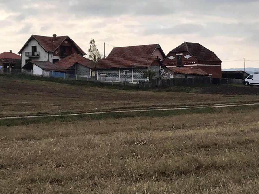 Novac motiv bratoubistva kod Topole