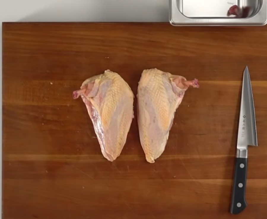 Koji je najbolji i najbezbedniji način za odmrzavanje piletine - u mikrotalasnoj, frižideru ili u vodi?