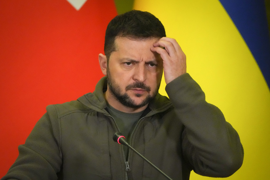 Polovina stanovnika Kijeva bez grejanja, trećina bez struje! Vazdušna opasnost u nekoliko regiona Ukrajine (FOTO)