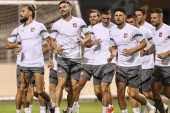 Orlovi odradili prvi trening u Bahreinu: Sjajna atmosfera među igračima, Piksi se posvetio golmanima (FOTO)