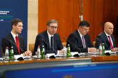 Vučić: Potrebna velika ulaganja u energetiku, reforme, ali i promena navika