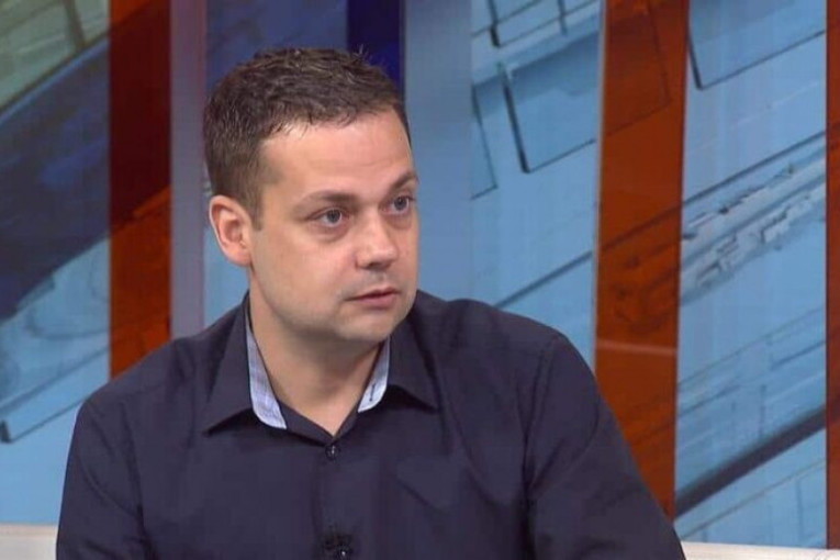 Kako će izgledati testiranje učenika na narkotike? Ideja je dobra, ali ne može nastavnik sebi dati za pravo da sumnja na nekog!