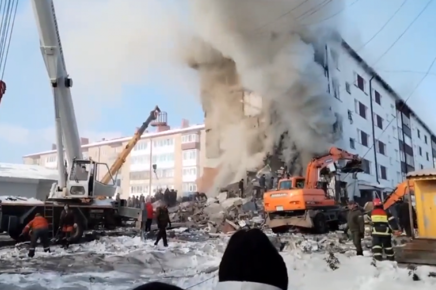 U eksploziji gasa u Rusiji poginulo devetoro ljudi: Delovi zgrade se urušili, među stradalima i četvoro dece (VIDEO)