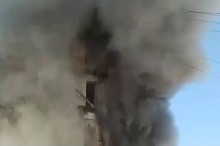 Objavljen trenutak eksplozije u Rusiji: Začuo se glasan prasak, deca se odmah razbežala sa igrališta (VIDEO)