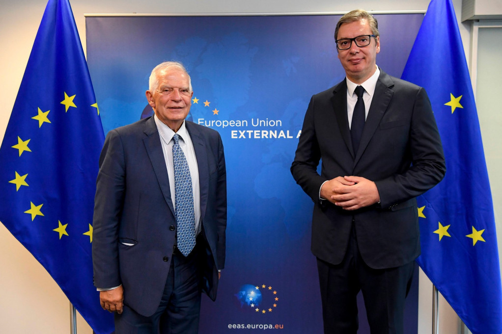Predsednik Vučić stigao u Brisel: U toku sastanak sa Boreljom u okviru dijaloga Beograda i Prištine
