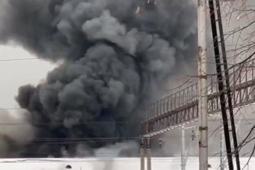 Lokalizovan požar u centru Moskve: U gašenju stihije učestvovao 121 vatrogasac, oglasilo se i ministarstvo za vanredne situacije (VIDEO)