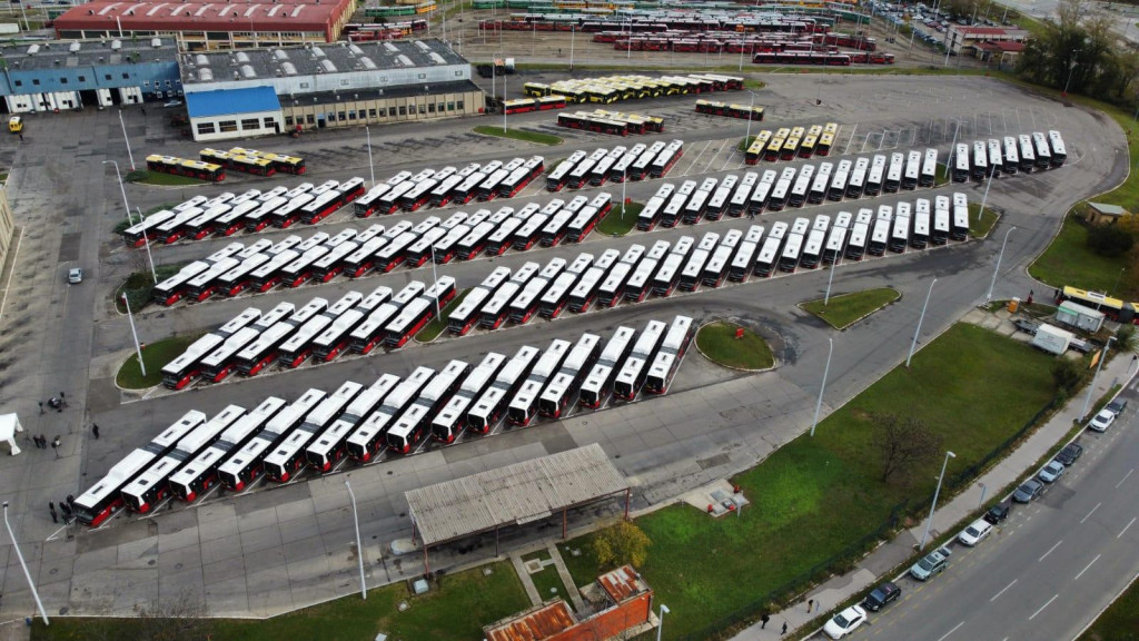 GSP obradovao građane: Novi autobusi na gas uveliko krstare Beogradom, uskoro će biti završena i pumpa koju će svi vozači moći da koriste